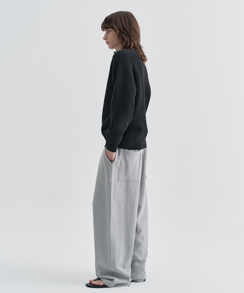 EZIO Plain Round Knit_Black