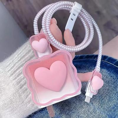 3D Чехол-защита для зарядного устройства в виде сердца для Apple Charger 18W 20W Силиконовый чехол Намотка для кабеля для iPhone 16 15 Адаптер питания