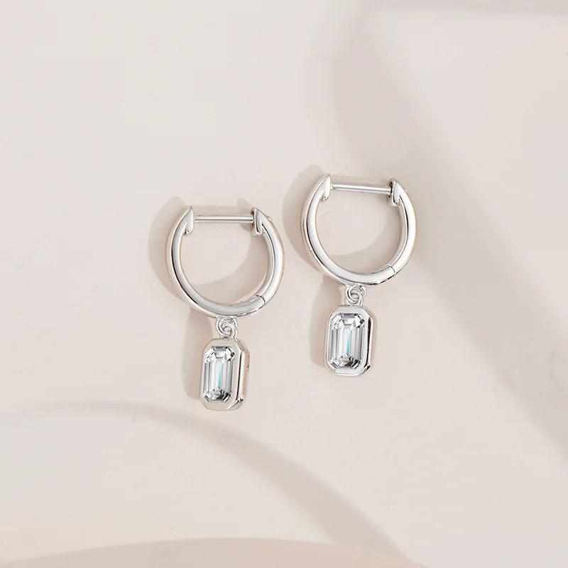 Silver S925 Moissanite Emerald Cut 4*6mm 0.8CT Wedding Earrings Fashion Exquisite Women's Pendant Earrings Engagement Jewelry