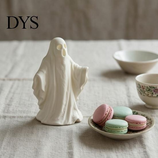 White Ghost Decor 3D Printed Statue Ornament, Funny Figurine, Minimalist Pleated Spooky Home Accents Cloak Sculpture for Halloween Tabletop