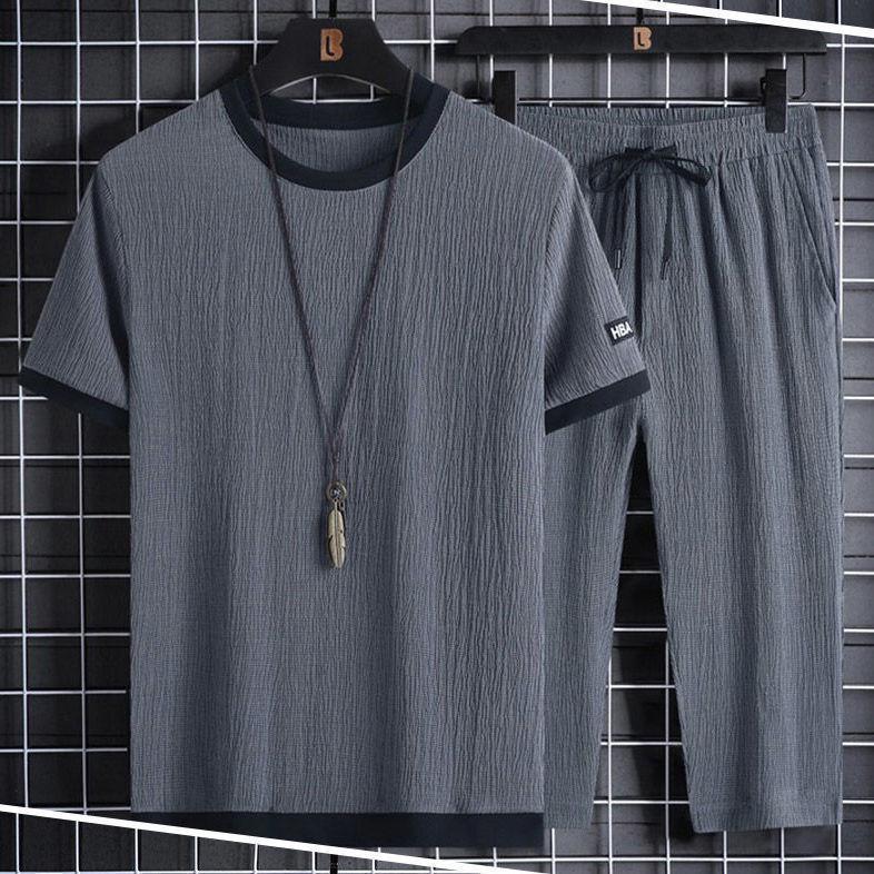 Мужской летний повседневный спортивный комплект из двух предметов Ice Silk: Свободный топ с короткими рукавами и укороченные брюки