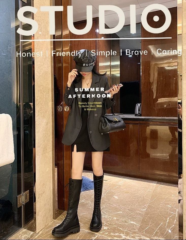 Рыцарские сапоги женские 2021 новые осенне-зимние сапоги с высоким голенищем на толстой подошве черные на ремешках ботфорты прилив