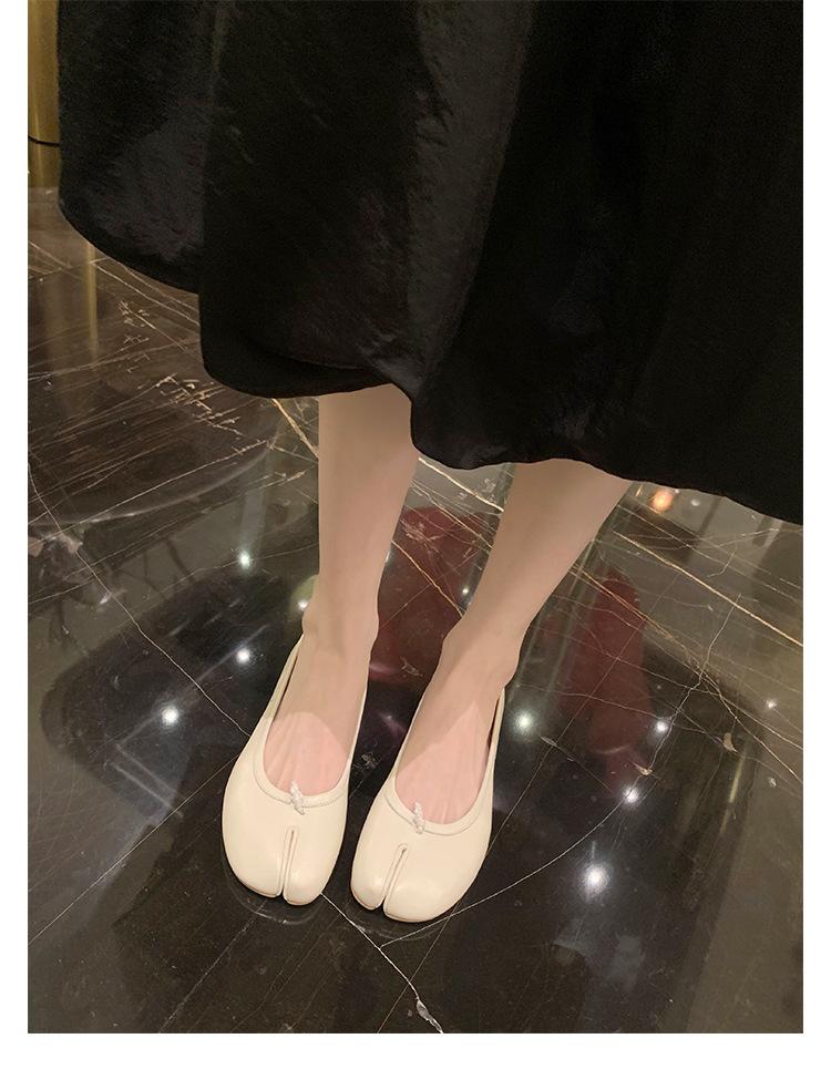 Sheepskin Version~ Mirror Split-toed Shoes Women's Pig's Trotters Shoes Shallow Mouth with Skirt Flat-soled Single Shoes Genuine Leather Mary Jane