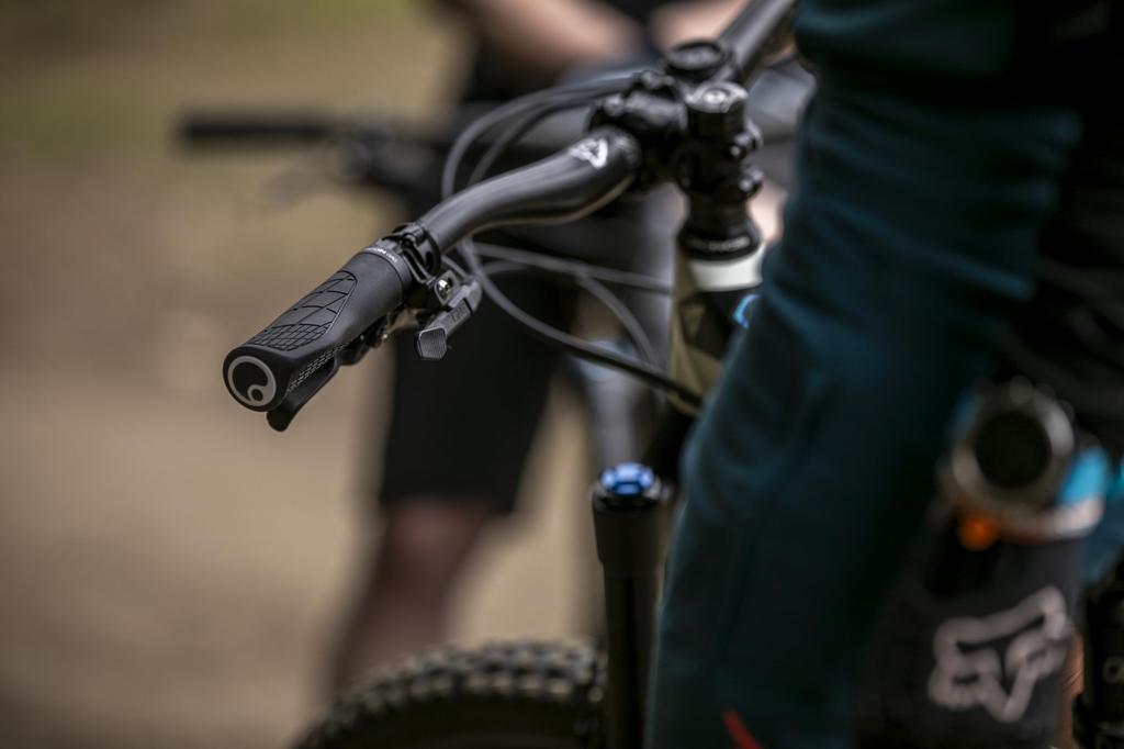 Эргономичные ручки руля велосипеда Ergon GA3 со стандартным или одноповоротным переключением передач, совместимые с горными велосипедами 3 8 Color S Lock-On, размеры, опции,