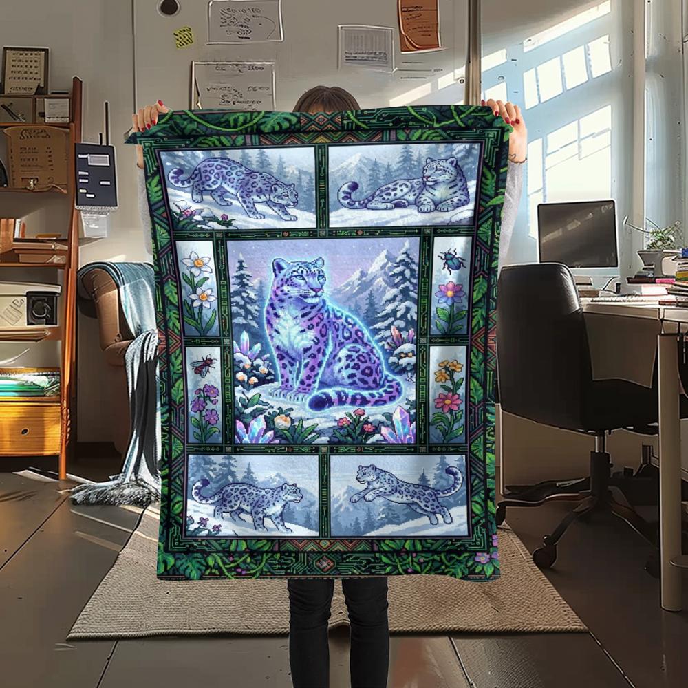 Snow Leopard Animal Print Flannel Blanket, High quality Comfortable for All Seasons, Home Decor, Warmth and Comfort, Perfect for Christmas Gifts121