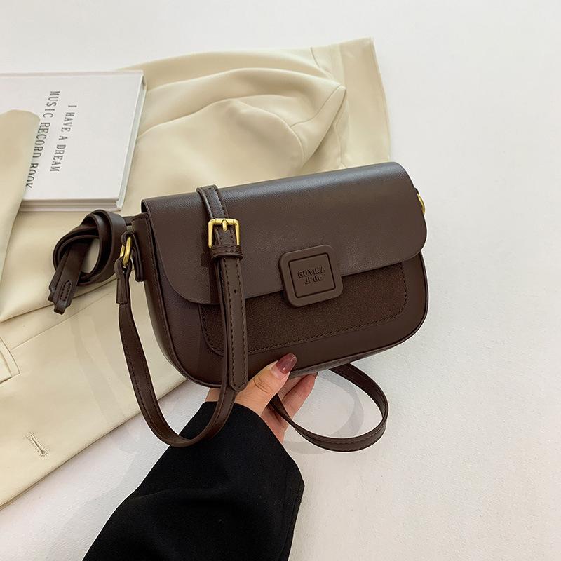 Чувство популярной сумки для отдыха 2025 новая простая модная женская сумка универсальная на плечо сумка-мессенджер ретро маленькая квадратная сумка