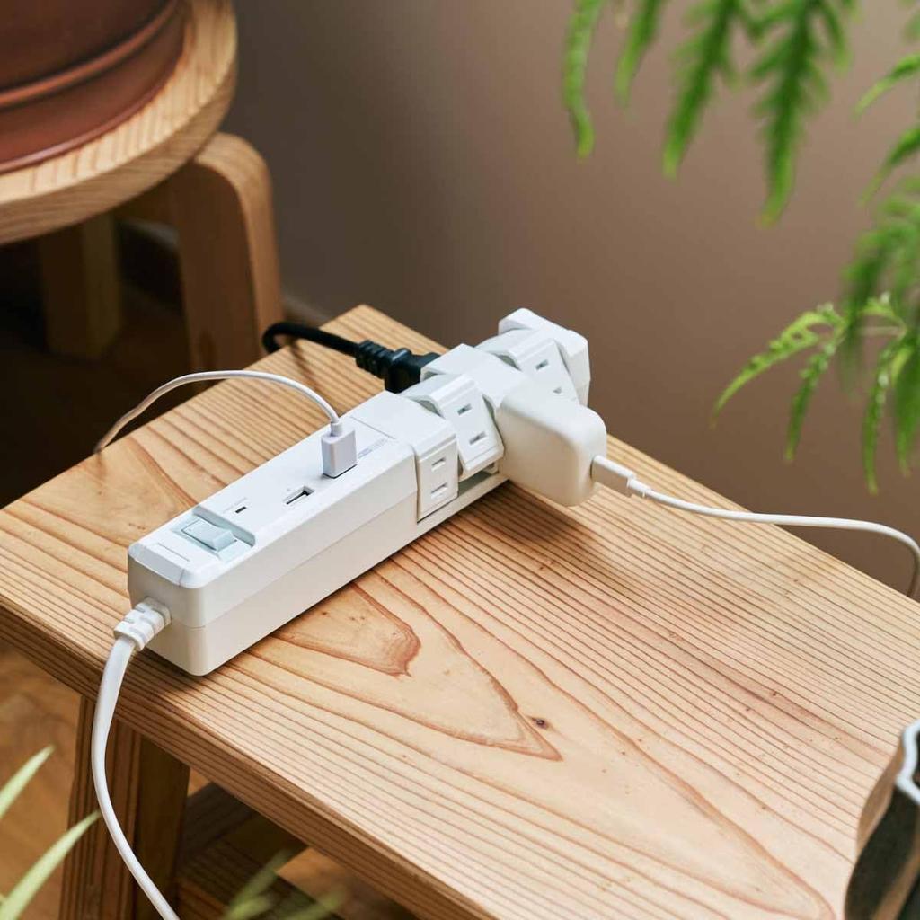 Удлинитель Fargo TAPKING, USB 3.4A Type-A, 2 порта, поворотный, и 8 розеток AC (Белые, 3,4 А, розетки переменного тока)