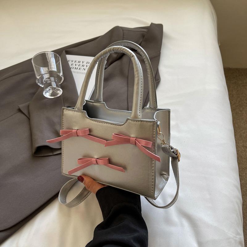 Сумка с бантом, модная, в иностранном стиле, женская, 2025 весна, новая, универсальная, ins, на плечо, мессенджер