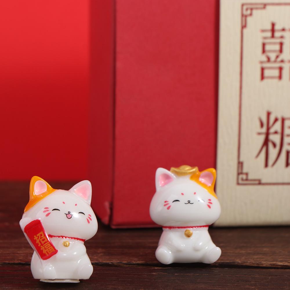 Cute Fortune Cat Figurines Mini Cat Micro Landscape Ornament DIY Lucky Cat Car Ornaments Gift
