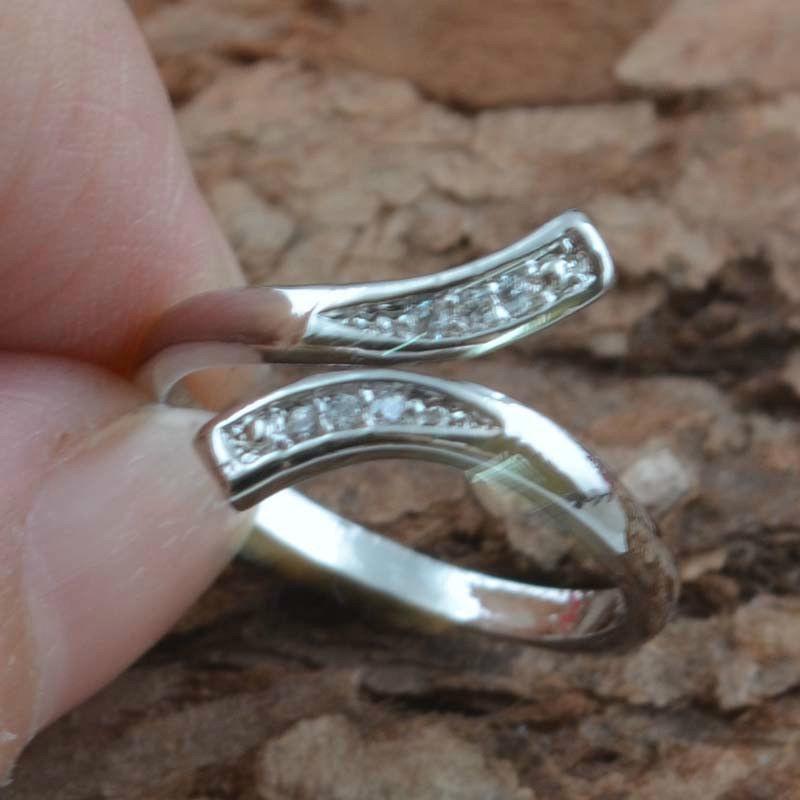 Кольцо с геометрической волной из европейского и американского сплава - Женские украшения