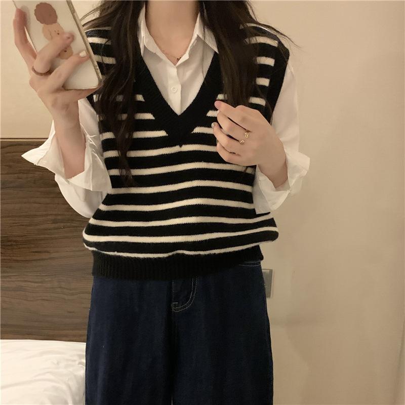 Striped Knitted Vest Women's Design Sense Autumn Outerwear Stacked V-neck Sweater Top Women