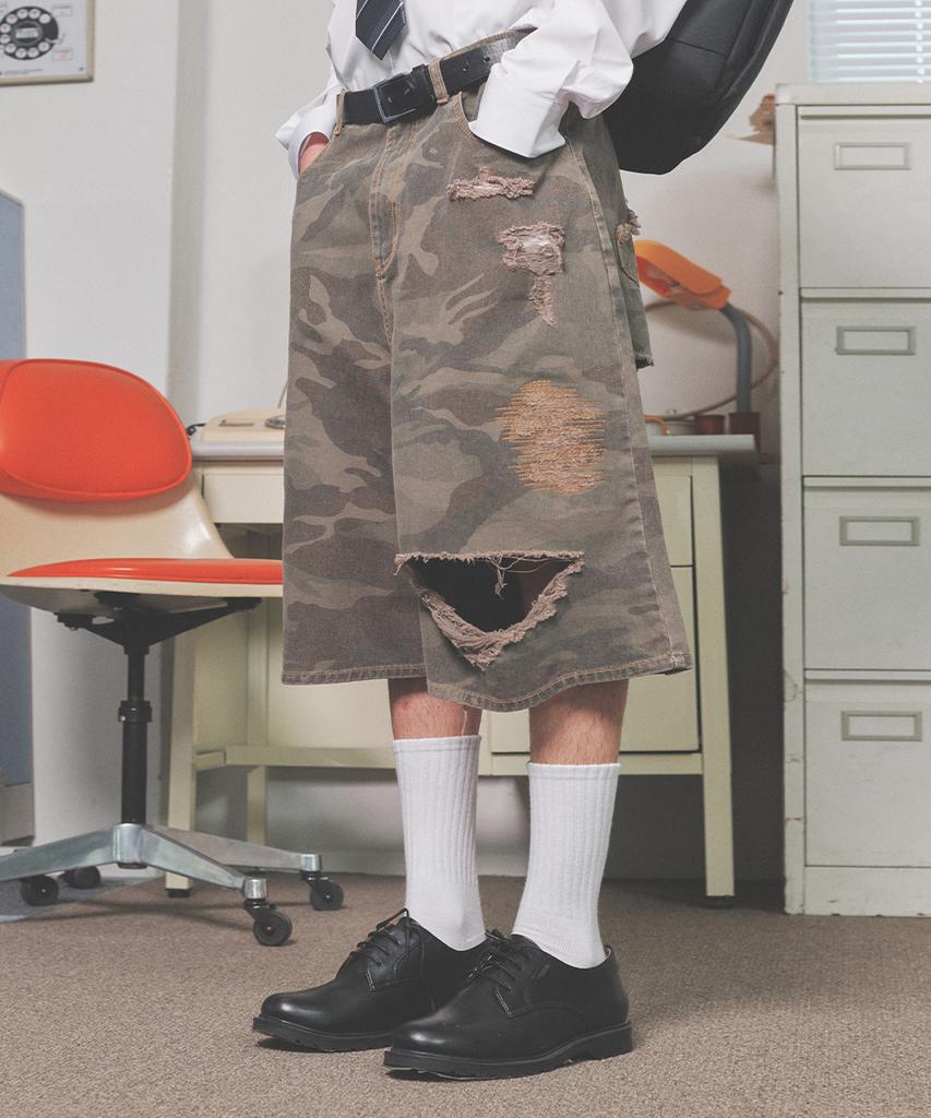 MAINBOOTH Destroyed Camo Shorts(Vintage Khaki)