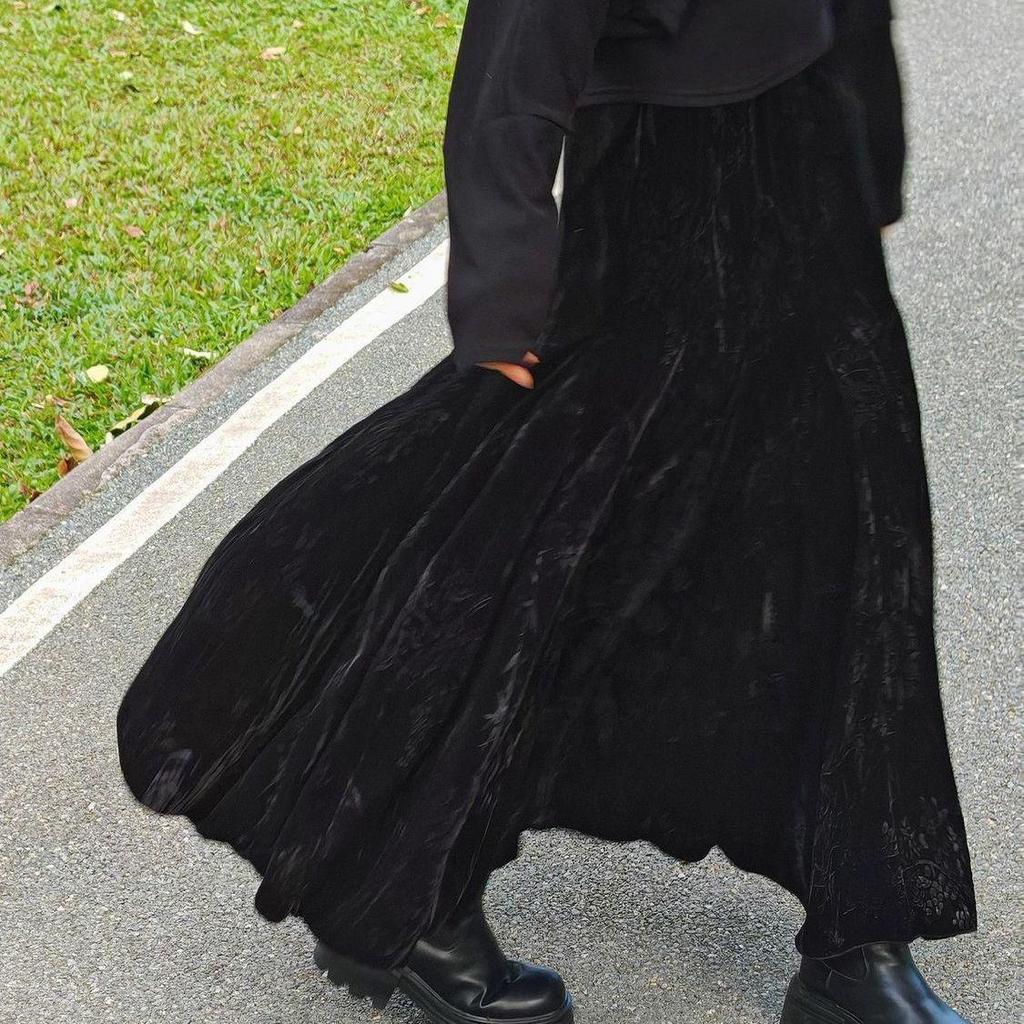 Элегантная темно-фиолетовая бархатная юбка-русалка с высокой талией - Стройнящий осенне-зимний стиль с широким подолом