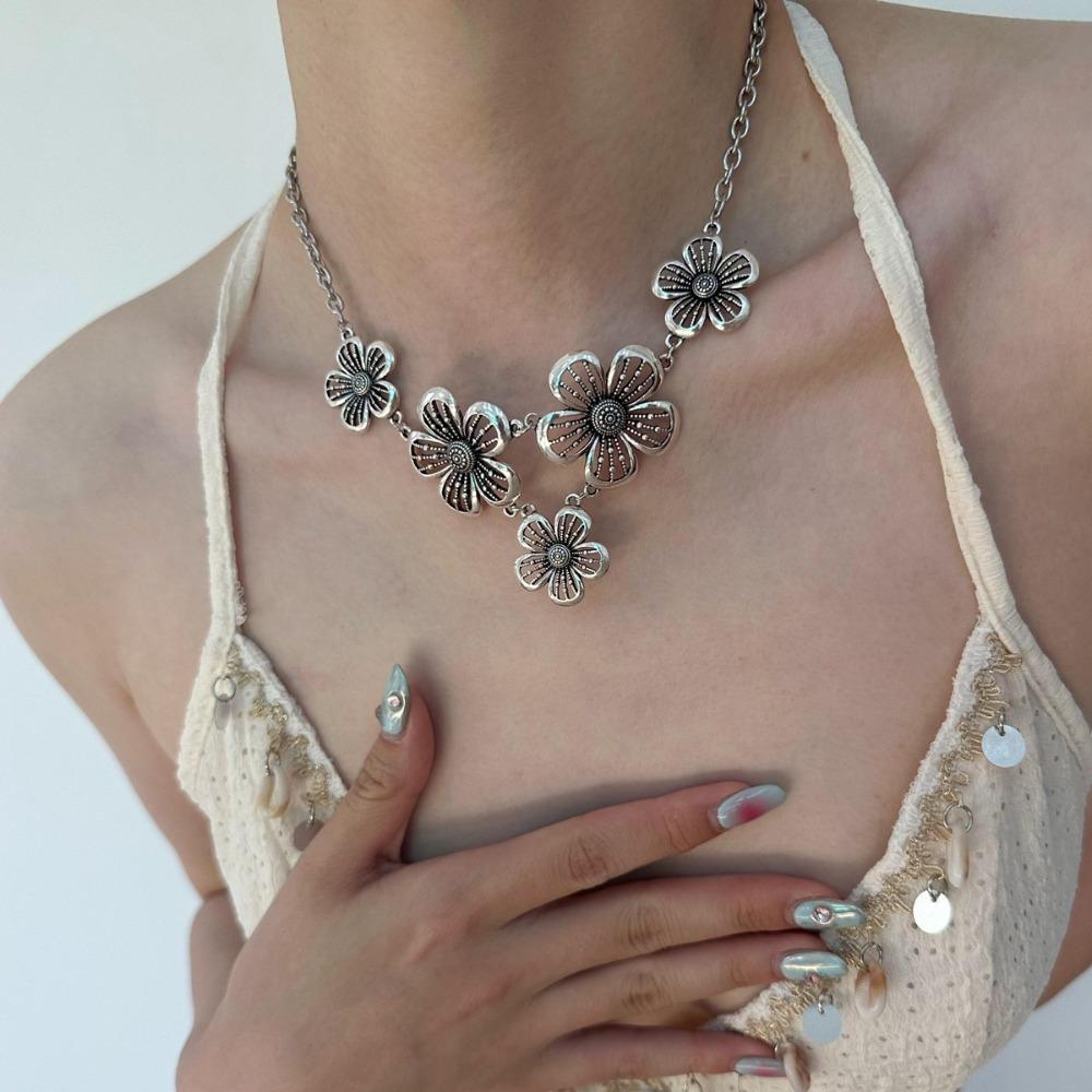Pendant Boho Ethnic Necklace Charm Sweater Chain Punk Bohemian Flowers Necklace Women