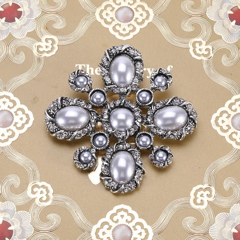 Vintage Baroque Pearl Brooch Exaggerated Cross Brooch Brooch Fashion Multifunctional Clothing Accessories