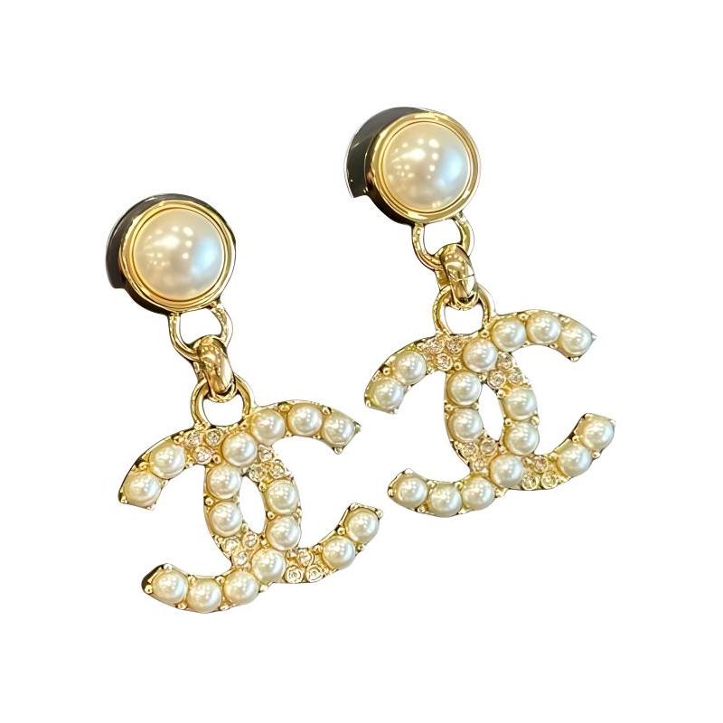 Chanel [24A Новый продукт] Металлические серьги с инкрустацией Double C Женские Золотые