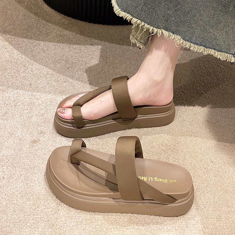 Шлепанцы женские летние новые модные сандалии-римлянки с толстой подошвой, ощущение ходьбы по дерьму, с перемычкой для пальца, пляжная обувь для женщин