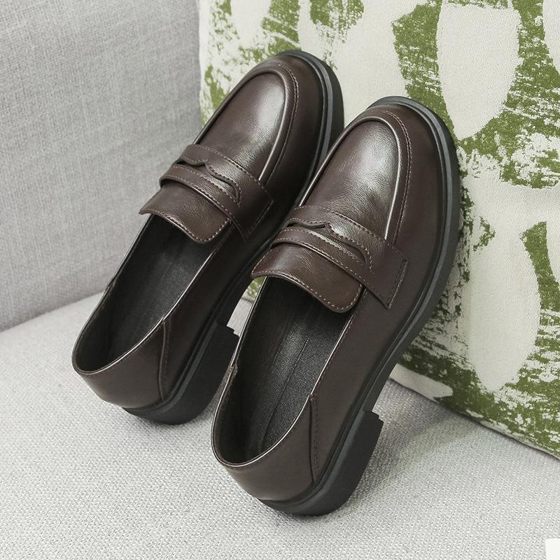 Мокасины на толстой подошве. Женские туфли на плоской подошве. Женские осенние и зимние новые слипоны.