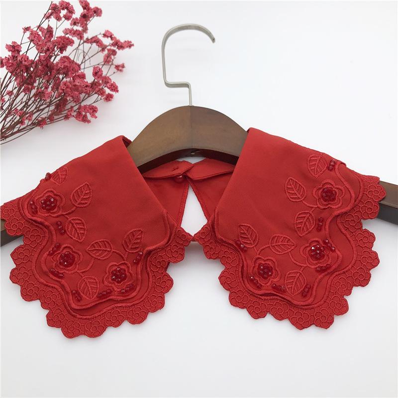 White Fake Collar for Women Shirt Blouse Necklace Candy Color False Collar Handmade Beads Detachable Sweater Collars Decor