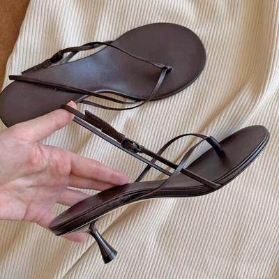 Версия из коровьей кожи~ Французское однословное с носком римские сандалии женские 2025 новый летний темперамент шпилька сандалии на высоком каблуке