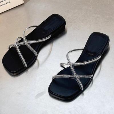 Модные хрустальные женские тапочки Дизайнерская роскошная обувь на каблуке 2025 Лето Женские сандалии Модные повседневные шлепанцы Платье Sandalias De Mujer