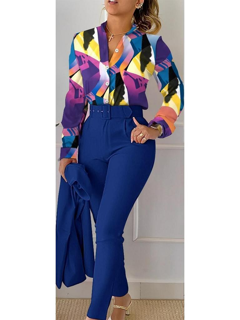 Принтованный топ с длинным рукавом и однотонный брючный костюм с поясом