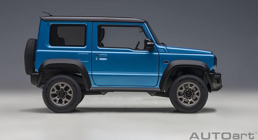 AUTOart Suzuki Jimny Sierra Blue Roof Готовый продукт 78507 1/18 (JB74) Металлик/Черный