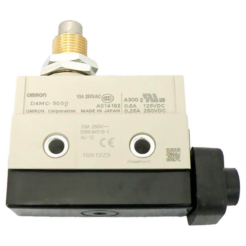 Omron D4MC-5000 Enclosed Limit Switch