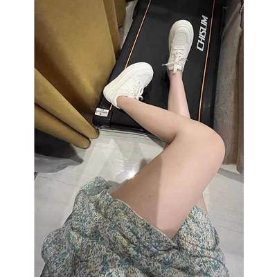 2025 новая универсальная спортивная и любительская обувь, усиленная шнуровка, легкие кроссовки для бега в прямом эфире, популярная женская обувь на толстой подошве, белые туфли