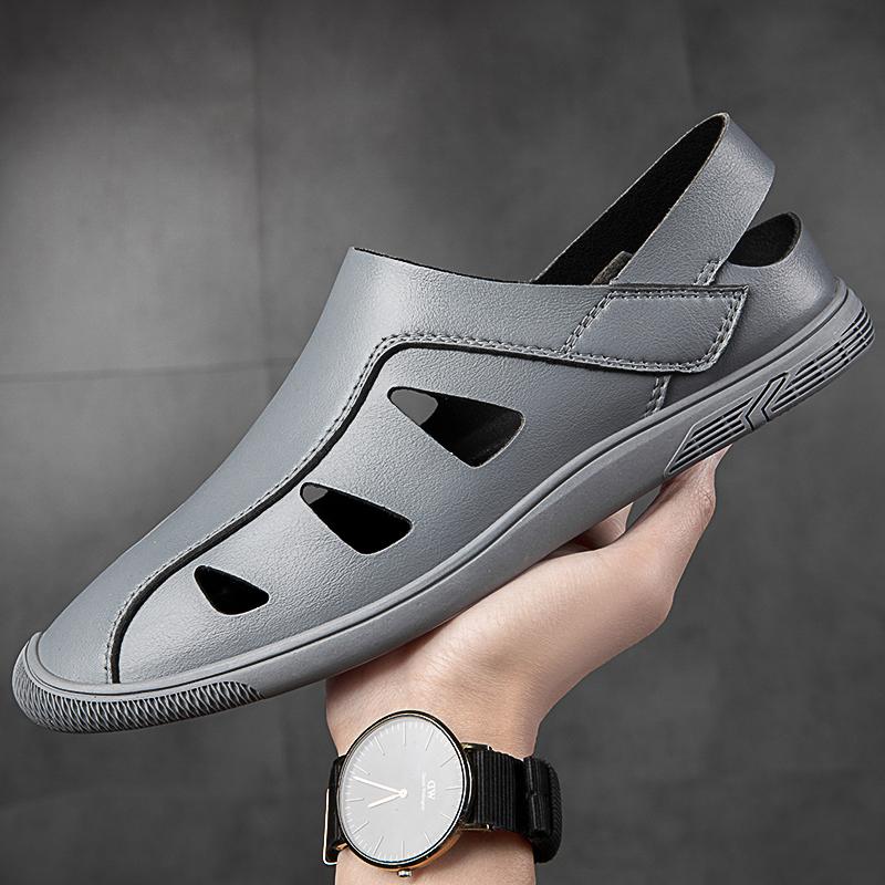 2024 Man Lightweight Sandals Summer Breathable Outdoor Sandals Convenient Slip On Beach Shoes Comfortable Leather Walking Shoes