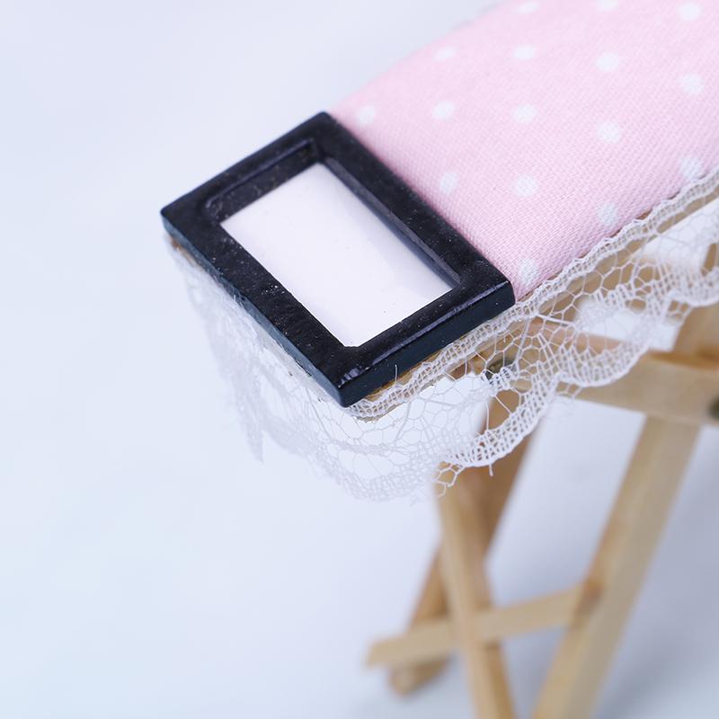 1:12 Кукольный домик, миниатюрный утюг с гладильной доской, набор классической мебели, игрушки