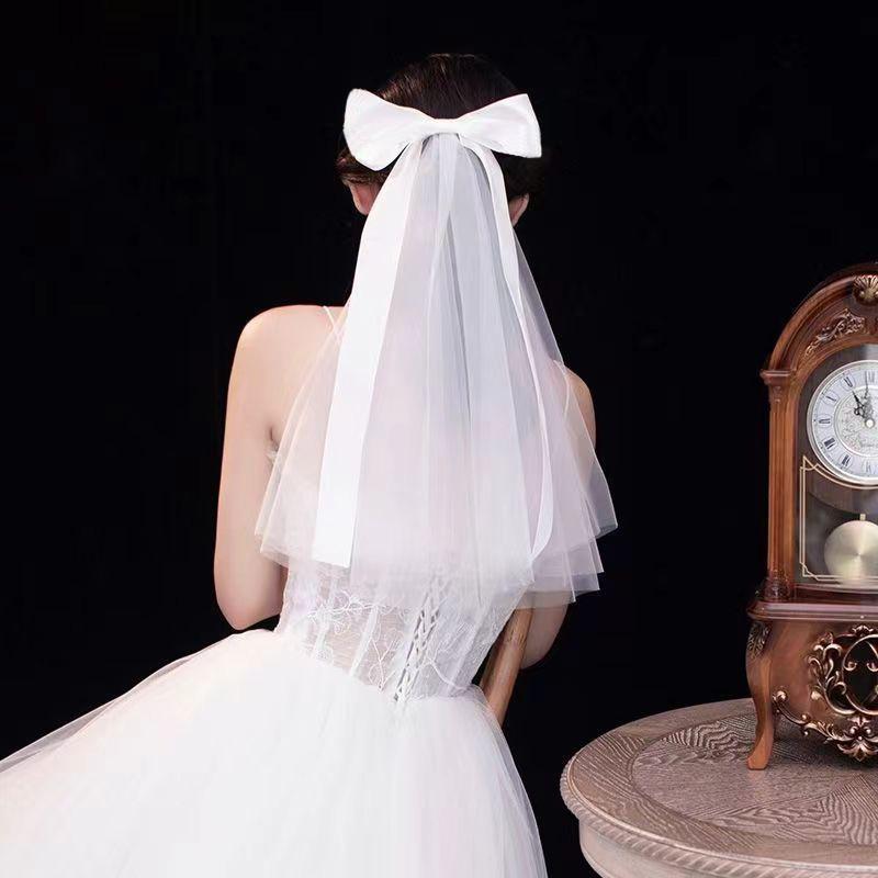 Свадебная фата невесты, двухслойная, короткая, прозрачная фата с милым бантом, аксессуары для волос для невесты, обрезанный край, прямая поставка