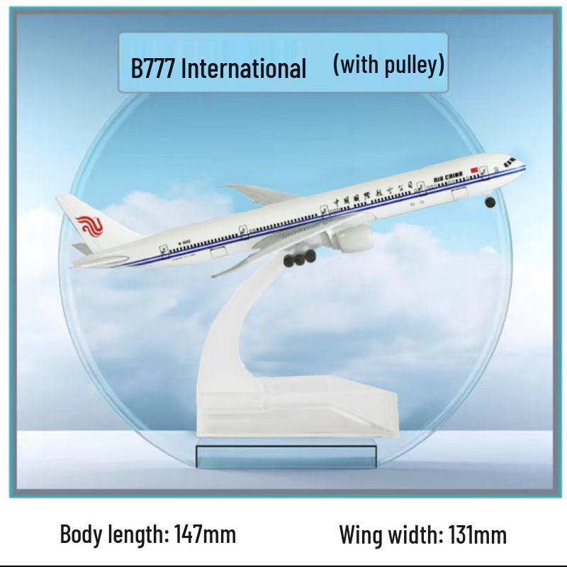 Модели из сплава президентских самолетов: ATR FK50, C919, A350, B747, A320, A330, A380