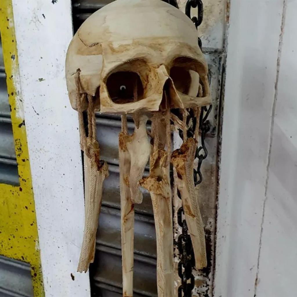 3D Printed Skull Spooky Wind Chimes Vintage Outdoor Garden Ornaments for Backyard Patio Lawn Shrine Porch Balcony