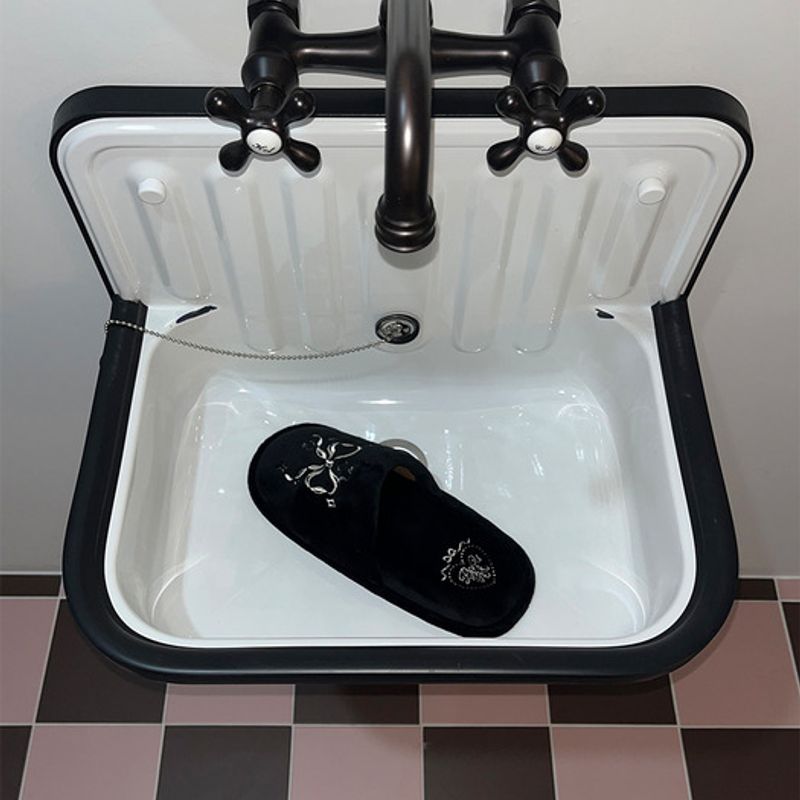 pouppet Cutie Bunny Room Shoes (Black)