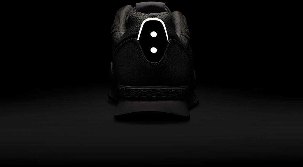 Sneakers Nike Venture Runner Summit White/black/white/medium Olive