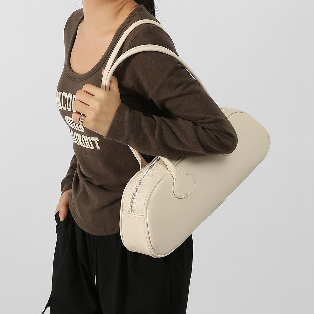 2024 Summer New Niche High-End Single-Shoulder Underarm Bag, Fashionable Large-Capacity Baguette Bag, Bowling Single-Shoulder Bag