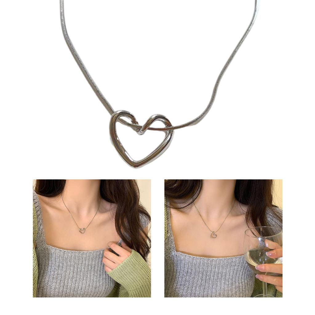 Modern Heart Pendant Necklace Stylish Chain Necklace Hollow Heart Neck Jewelry Suitable for Fashion Enthusiasts Present