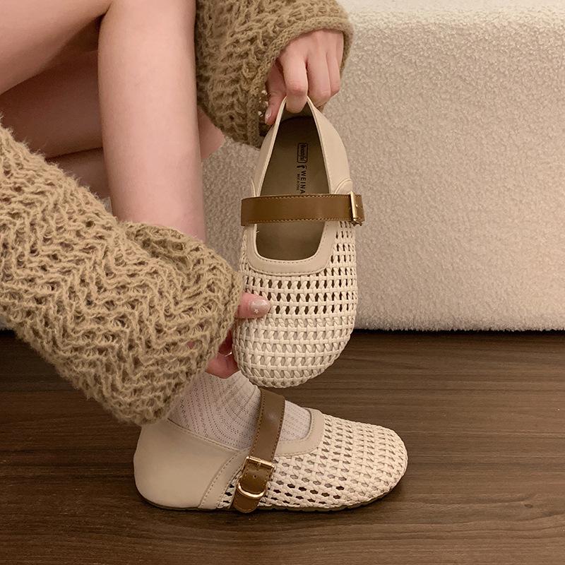 Super fire woven hollow Mary Jane shoes spring and summer new models not tired feet breathable holes one-word buckle thick-soled single shoes