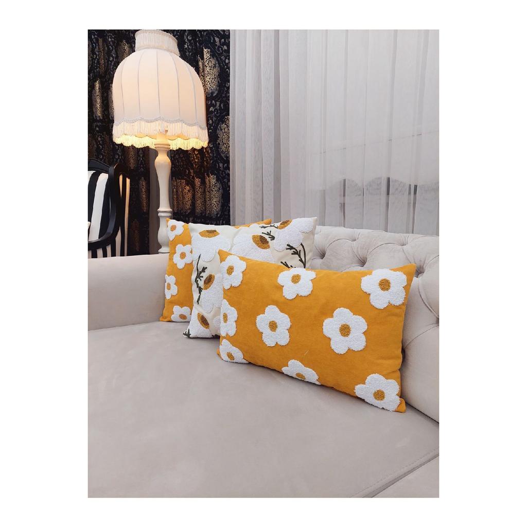 Декоративная наволочка с горчичным пуншем и узором «Ромашка»
