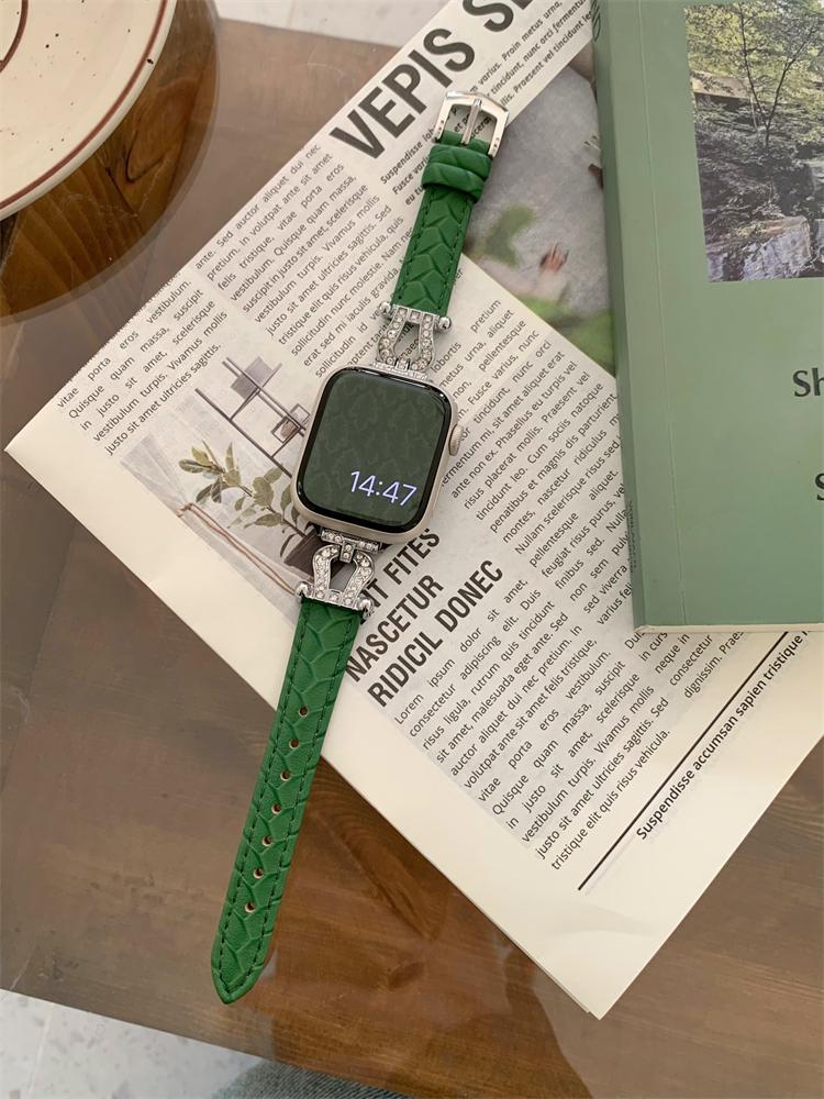 Роскошный кожаный ремешок для iWatch Serise Ultra 8 7 SE 6 5 4 3, тонкий ремешок с бриллиантами для Apple Watch 41 мм, 38 мм, 40 мм, 42 мм, 44 мм, 45 мм, 49 мм