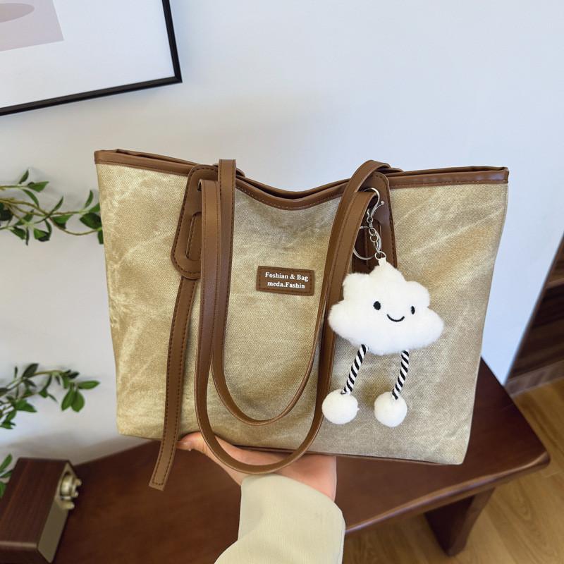 Stylish Winter Large Capacity Tote Bag For Women Ideal For College And Daily Use