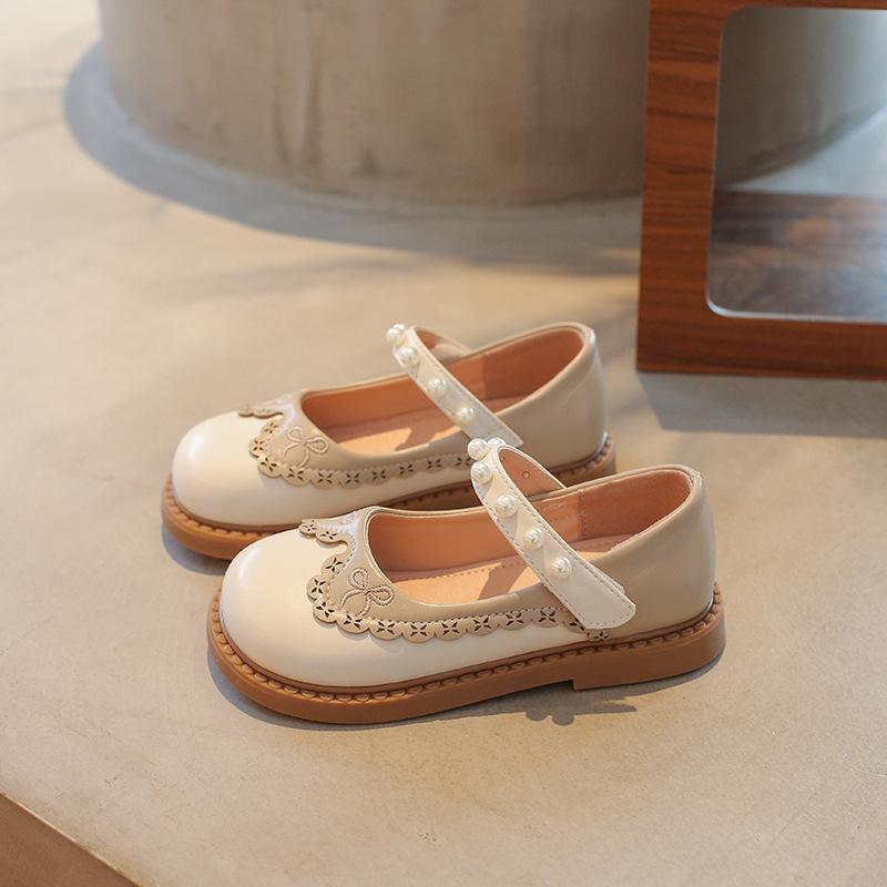 Кожаная обувь для девочек 2025 осень новая модная жемчужная детская повседневная обувь нескользящая и износостойкая обувь для девочек среднего и старшего возраста
