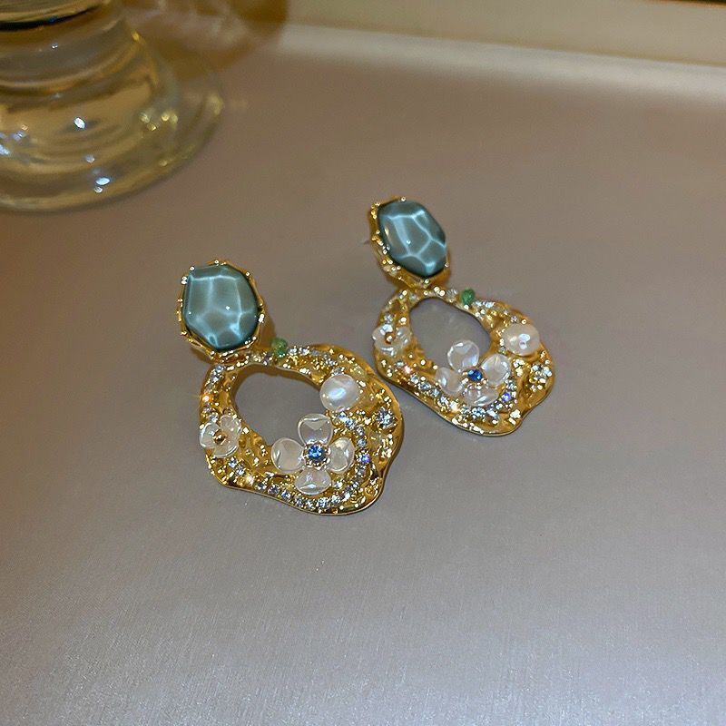 Модные цветочные серьги с жемчужным мотивом, винтажные серьги, легкая роскошь и универсальный стиль