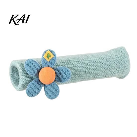 Cozy Home Decor Accessories Knitted Doorknob Covers, Thick Anti?Slip Furniture Feet Protector Sleeves, Door Handle Cute Flower Design Grips Cushion