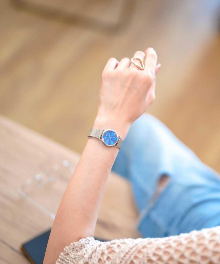 BERING Northern Lights 2024 Japan Limited Women's Watch Blue Dial Silver Mesh Strap Sapphire Crystal