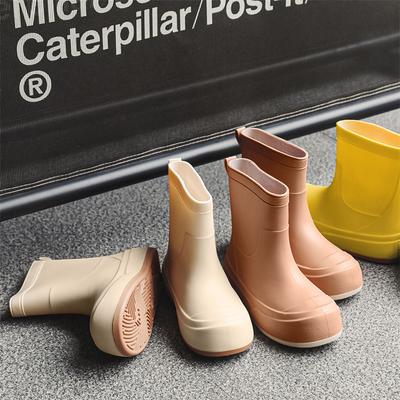 Короткие резиновые сапоги женские нескользящие водонепроницаемые модные взрослые уличные кухонные рабочие сапоги теплые студенческие резиновые сапоги