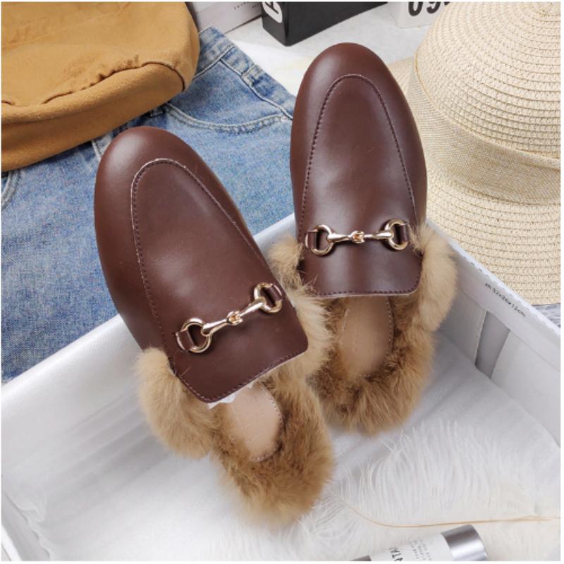 Зимние получешки для мужчин, черные мокасины, тапочки, лакированная кожа, повседневные туфли для вождения, легкие сандалии на плоской подошве для женщин