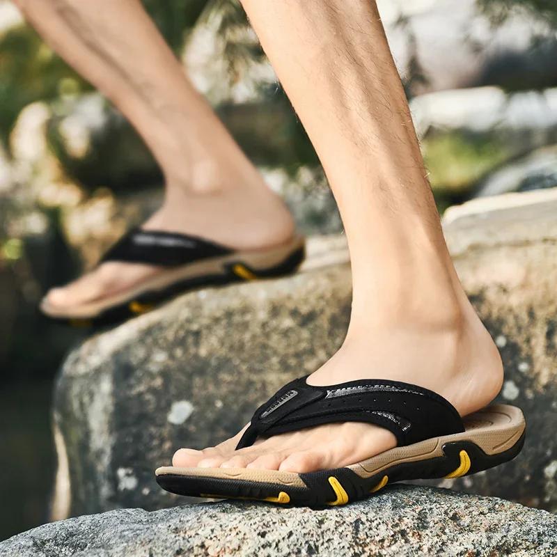 Модная мужская летняя обувь, модные высококачественные тапочки, дышащие пляжные шлепанцы, удобные для ходьбы, мужские тапочки, обувь для мужчин