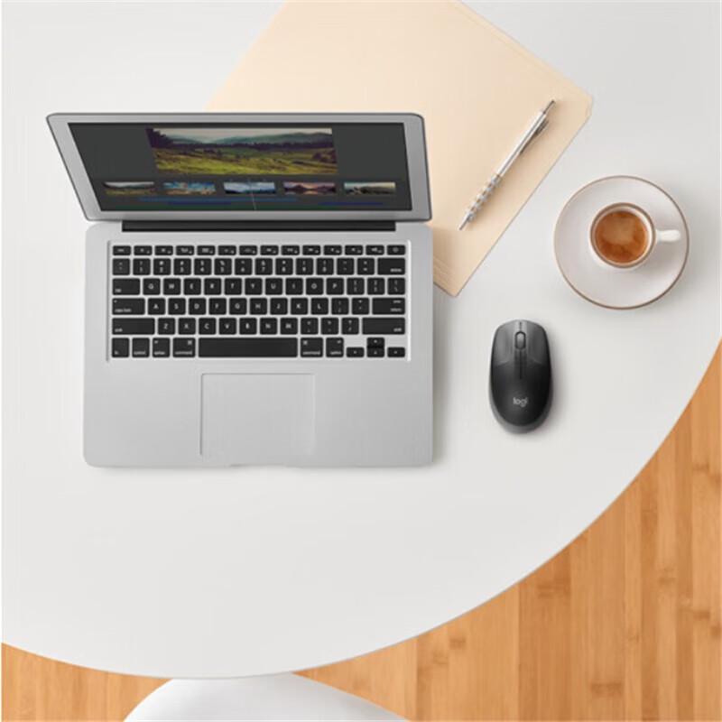 Logitech Беспроводная оптическая мышь M190